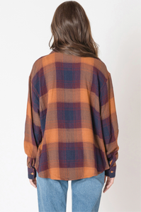 PLUM PLAID TEXTURED SHIRT