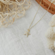Load image into Gallery viewer, GLEE STARRY CHARM NECKLACE