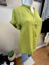 Load image into Gallery viewer, SINGLE BUTTON LINEN TOP