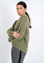 Load image into Gallery viewer, UNNI GREEN NEP LONG SLEEVE CREW NECK PULLOVER SWEATER