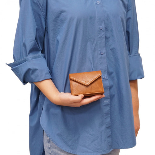 SQ DEBBIE CARD CASE