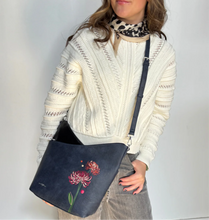 Load image into Gallery viewer, ESPE MAE MESSENGER CROSSBODY