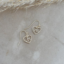Load image into Gallery viewer, BEACH LOVER EARRINGS
