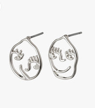Load image into Gallery viewer, DEBRA EARRINGS