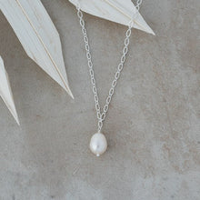Load image into Gallery viewer, VEDA WHITE PEARL NECKLACE