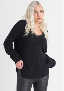 V NECK BEVELLED HEM SWEATER