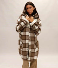 Load image into Gallery viewer, RD STYLE SHACKET WITH HOOD